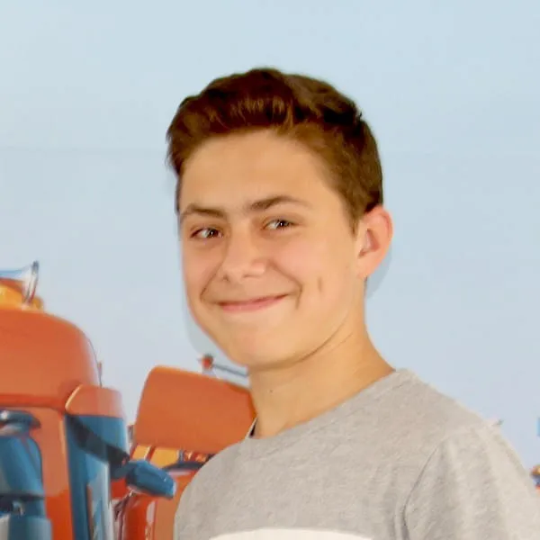 Emilian, DAKA Lehrling IT-Technologe